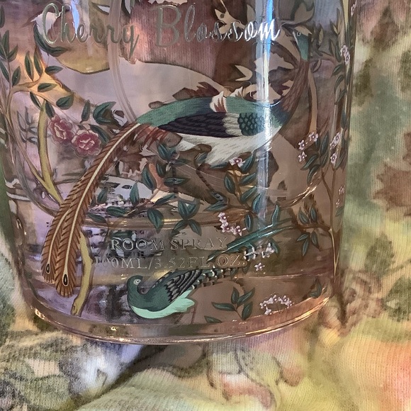 Scented Japanese Cherry Blossom Room Spray NWT 3.52 oz. GC Fragrance - Picture 4 of 16